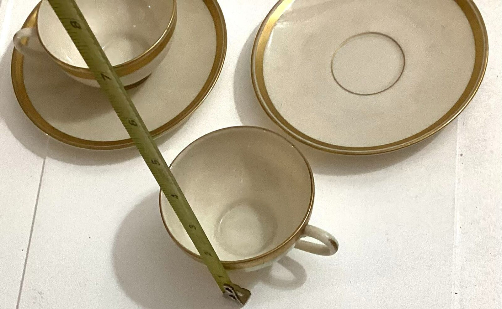 Set Of 2 Lunning Inc. White With Gold Trim Edge Coffee Cups And Saucers