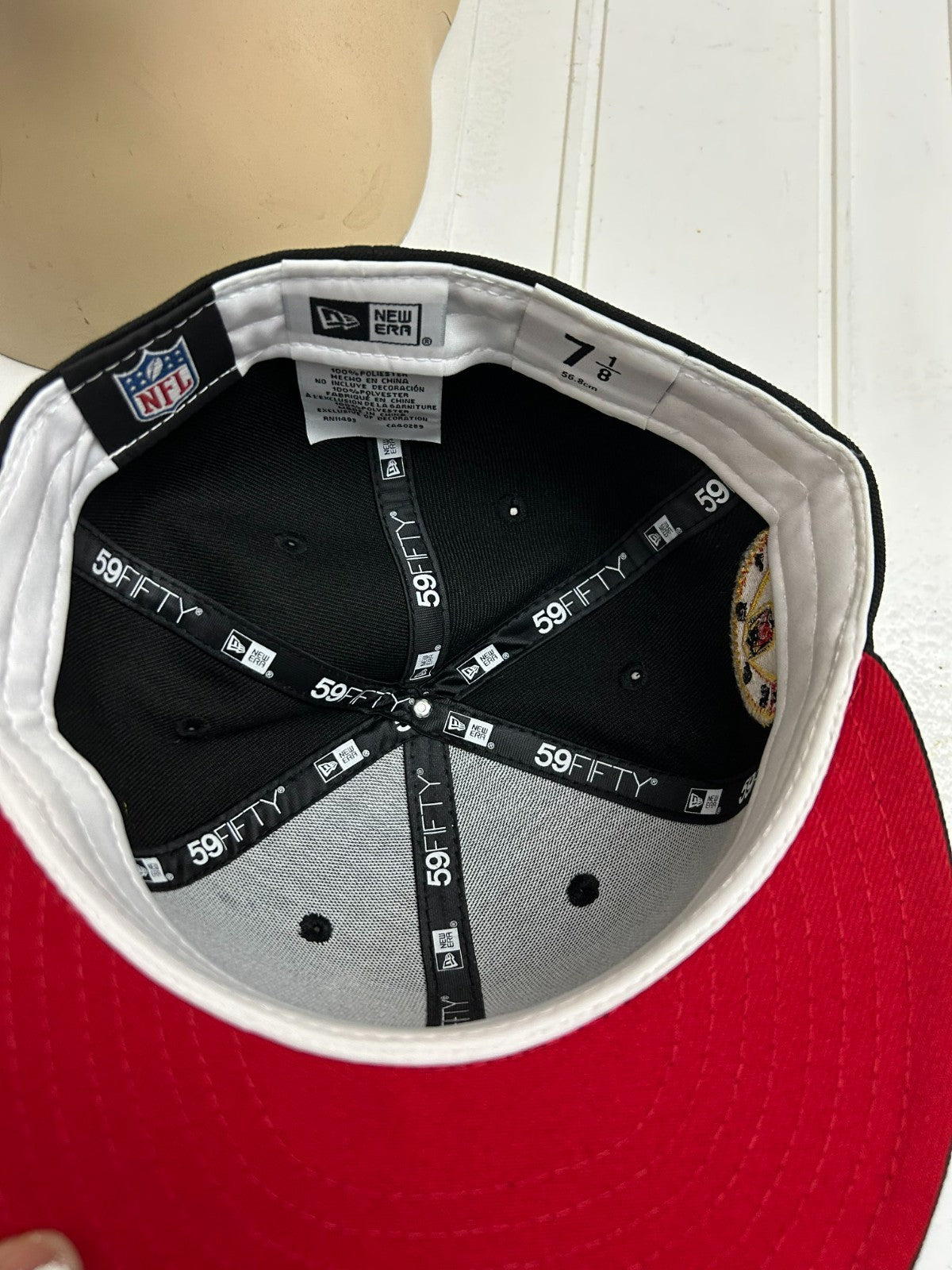 New Era NFL Las Vegas Raiders Football Team Size 7 1/8(56.8cm) - Black