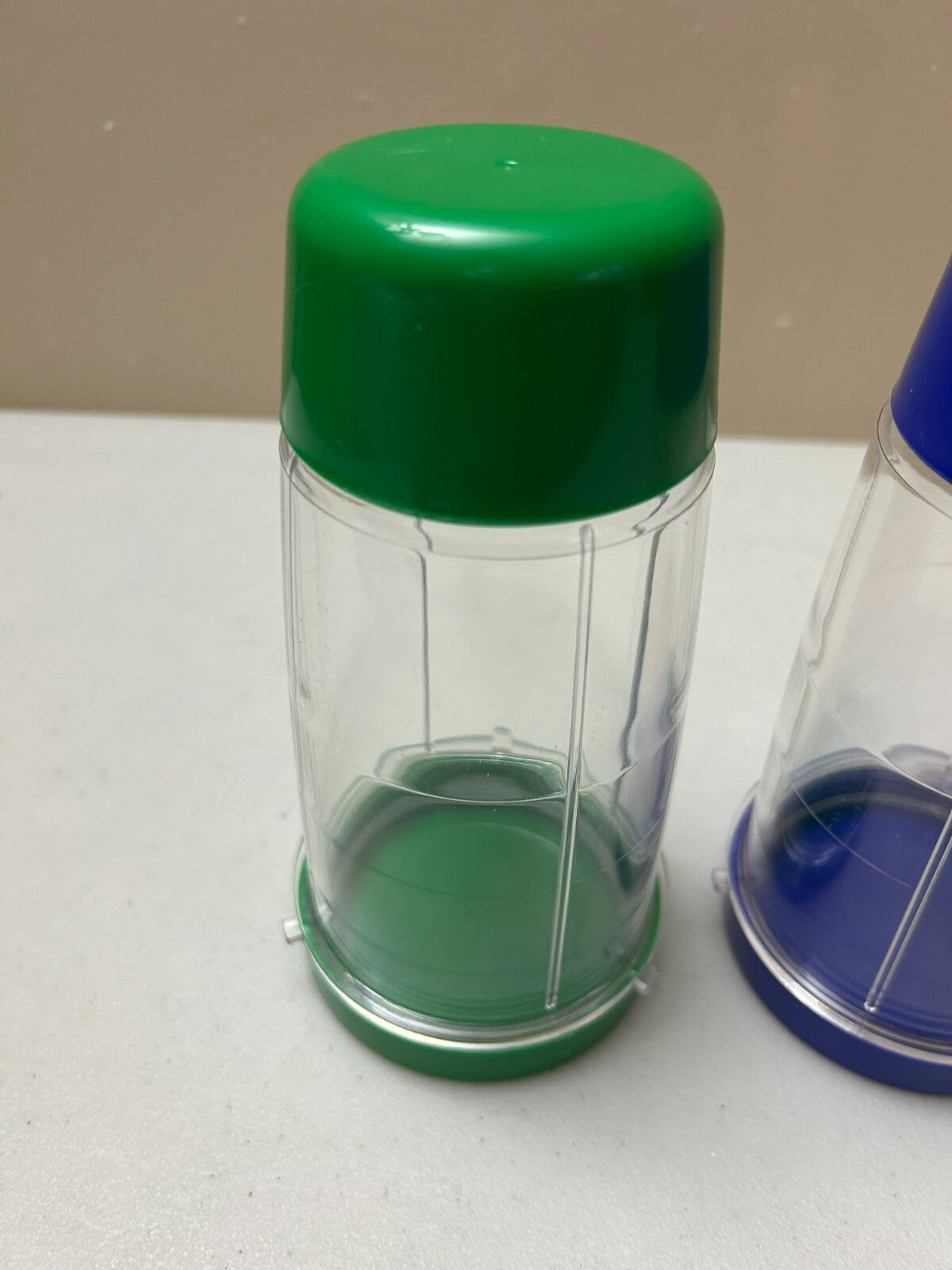 Set Of 4 Multicolor Double Lid Clear Plastic On The Go Cup For Blender
