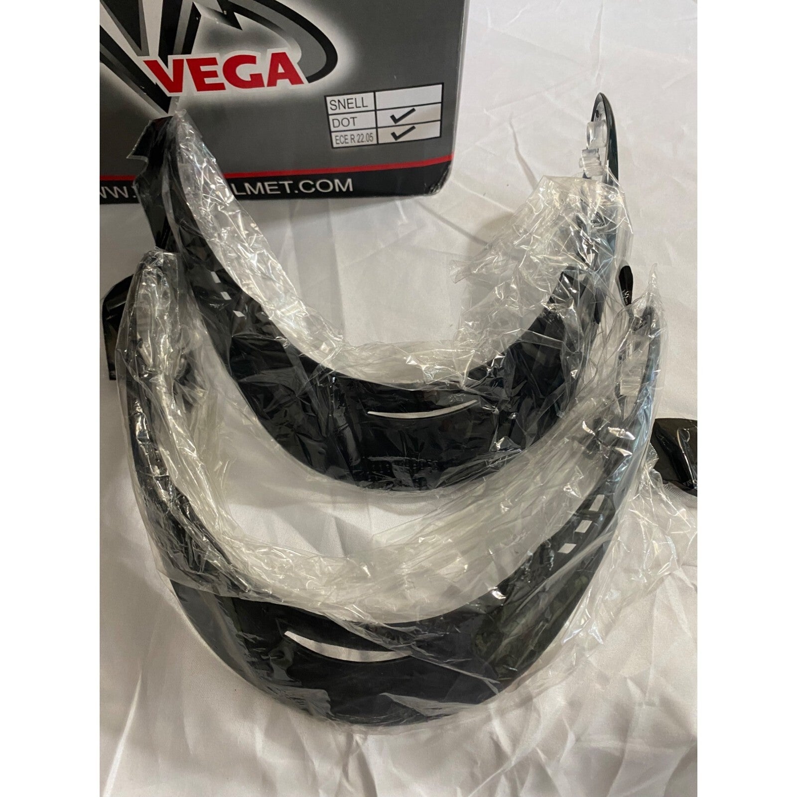 Vega Motocycle Helmet new boxed Color Candy red sz XL