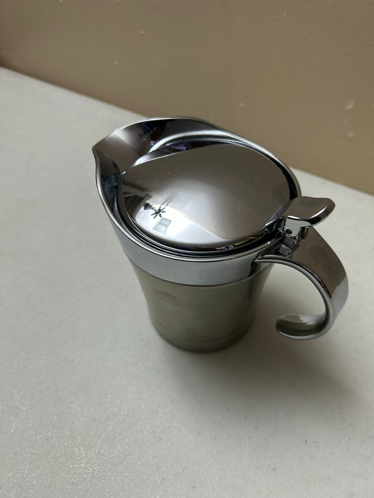 Double Insulated With Hinged Lid Gravy Boat