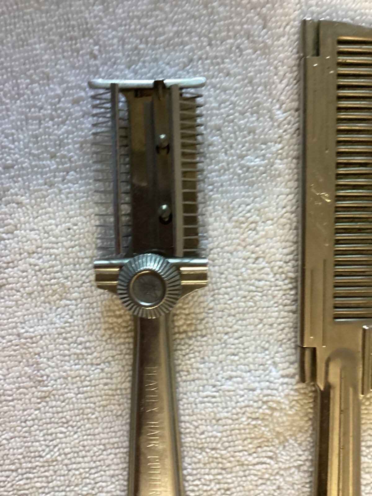 Vintage Set Of 2 Mens Lite Wave Comb Steel And Playtex Hair Cutter