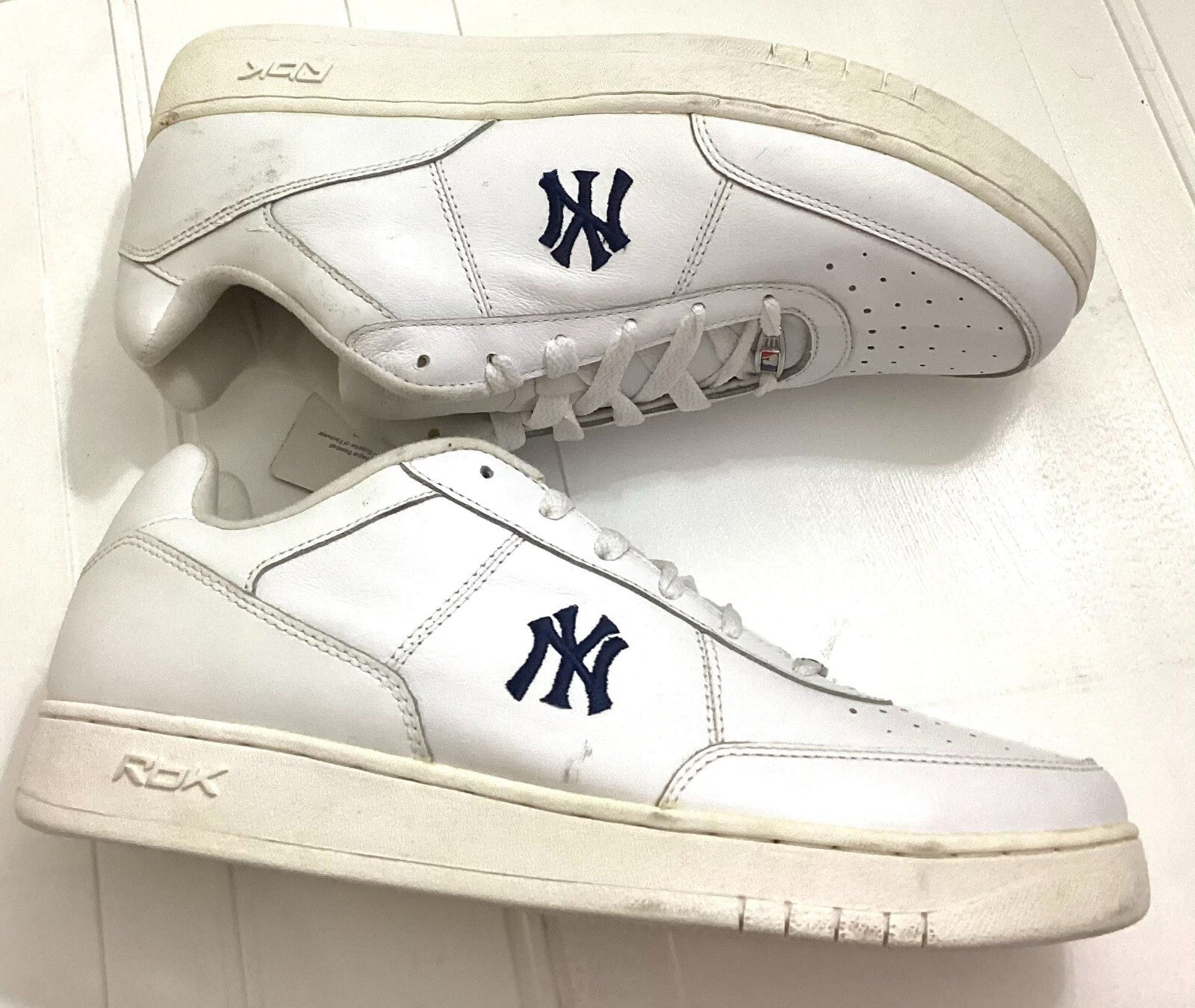 Reeboks Men's Authentic Collection Sneakers New York Yankees Sneakers Size 15