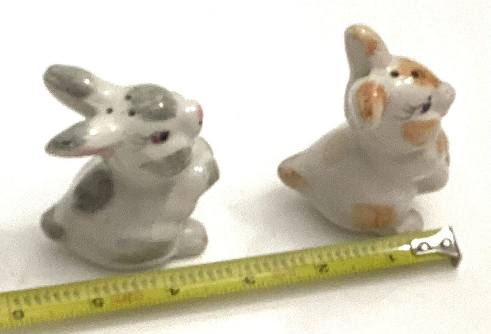 Set Of 2 Vintage Rabbit Shaped Salt And Pepper Shakers