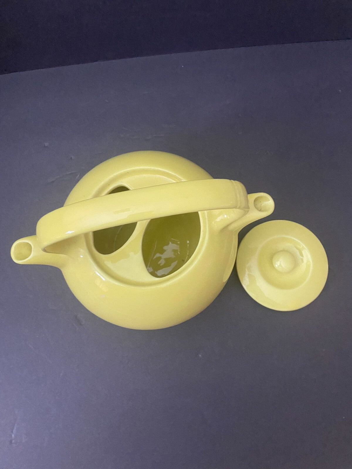 Vintage Art Deco Hall China Twin Spout Solid Yellow Tea Pot Patent 2135410