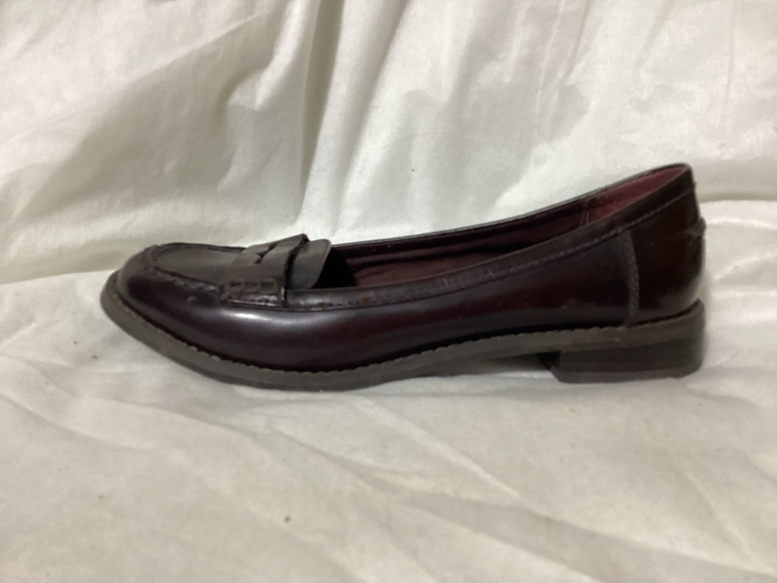 GH Bass & Co Women's Brookfield Berry Dark Brown Slip On Loafers Shoes Size 9M