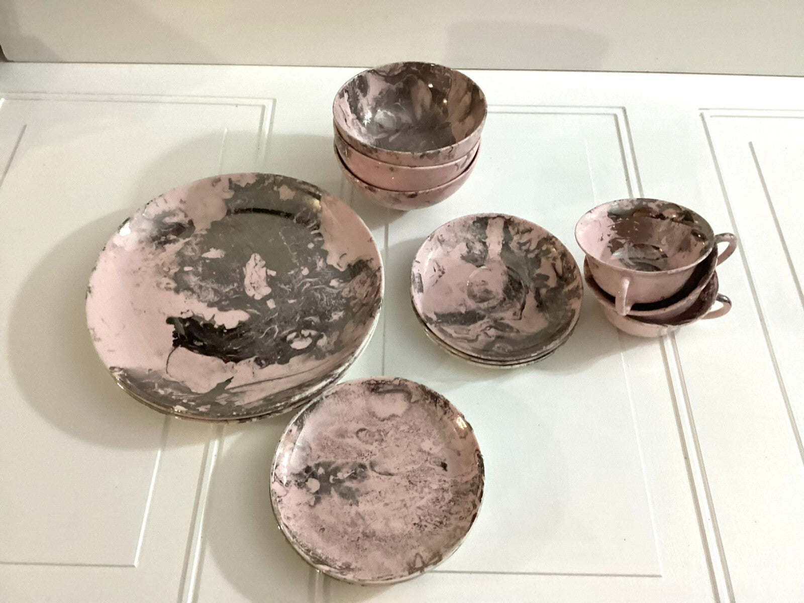 15 Pieces Set Of Sasha Brastoff Chinaware Dinner Set