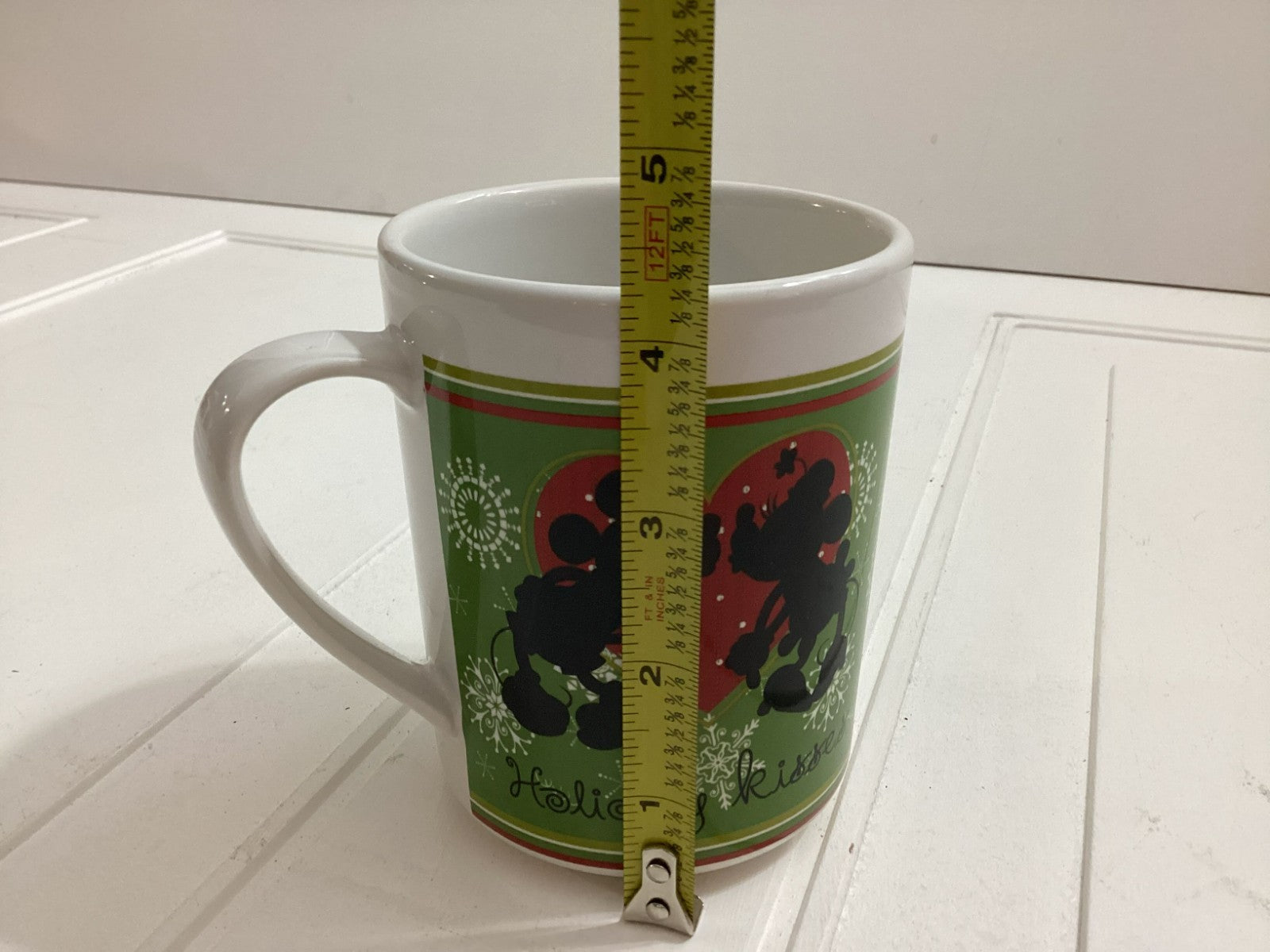 Zak! Disney Mickey And Minnie Mouse Christmas Holiday Kisses Coffee Mug
