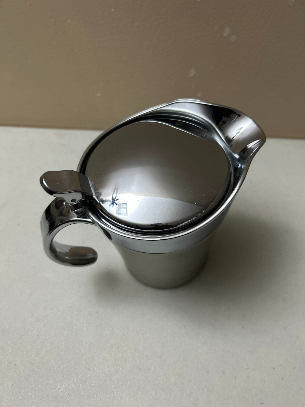 Double Insulated With Hinged Lid Gravy Boat
