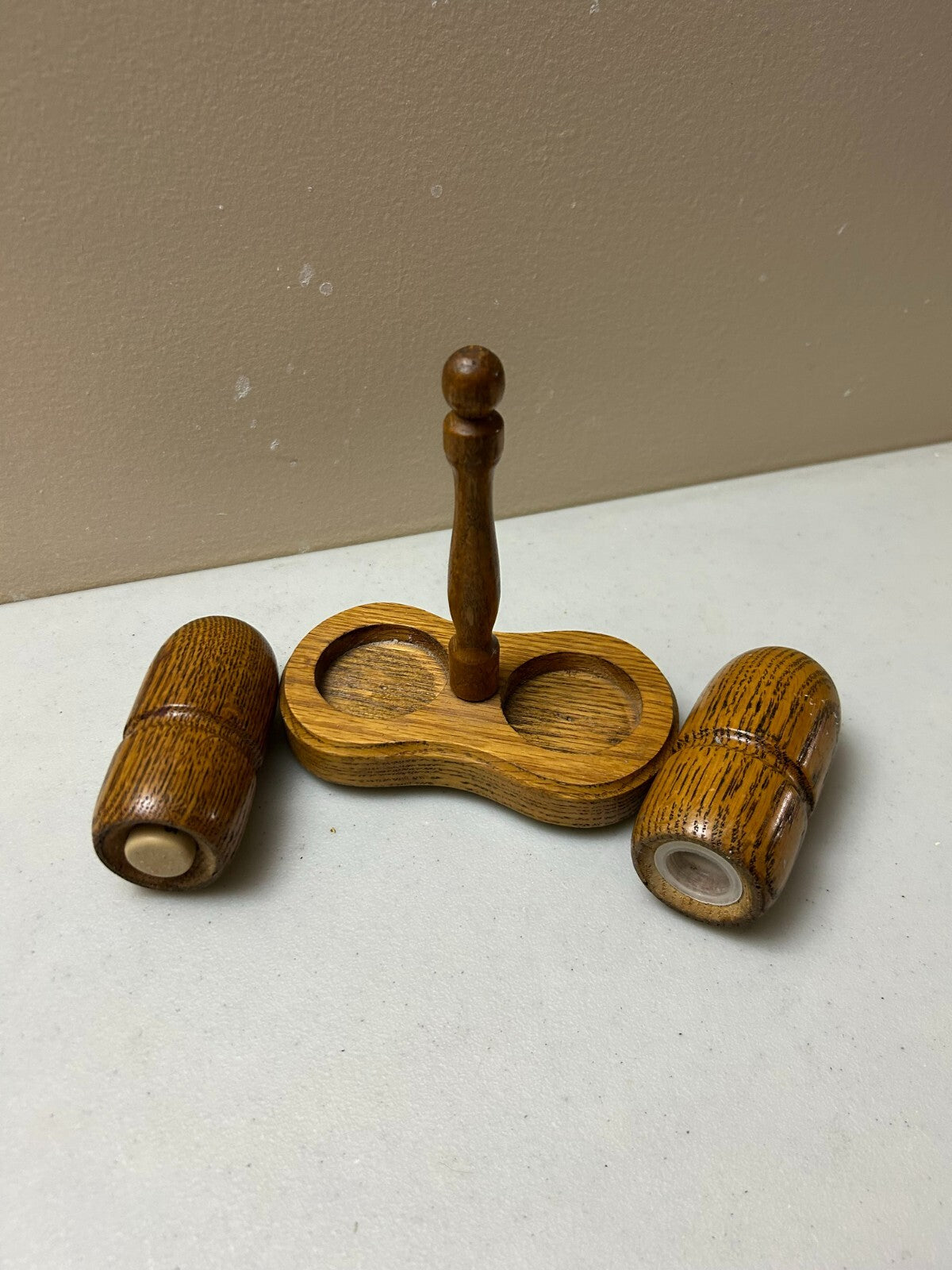 Vintage Brown Wooden Salt And Pepper Shaker With Condiment Tray/Holder Set