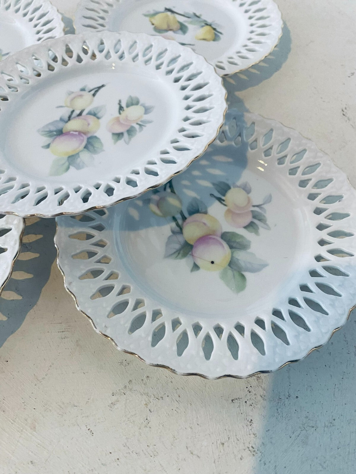 Lot Of 5 White Assorted Fruits Design Round Shaped Lattice Plates