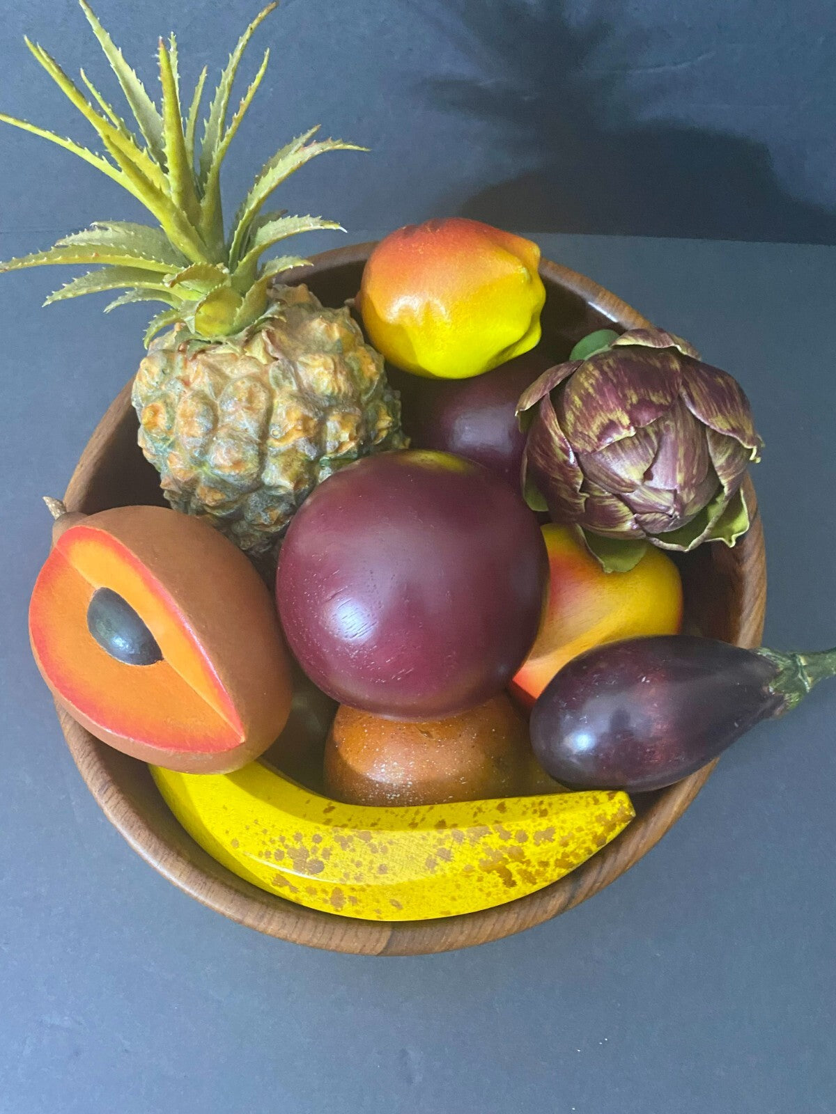 Decorative Wooden Bowl And 11 Pieces Various Fruits