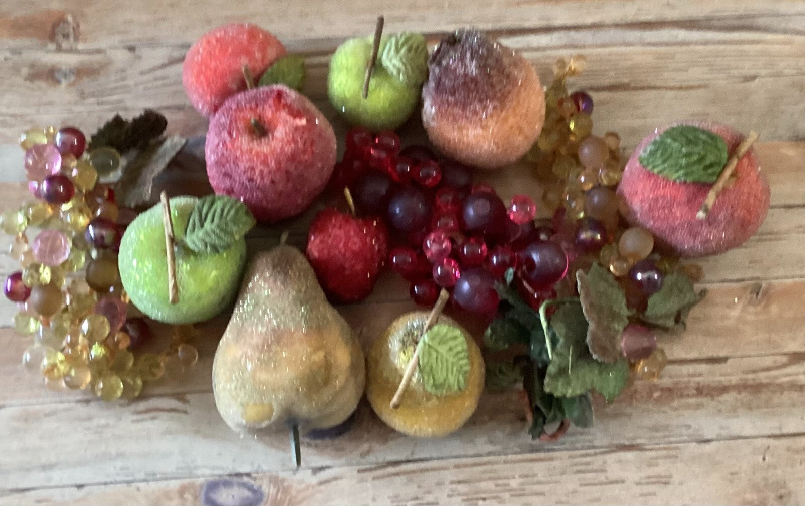 Assorted Kitchen And Dining Table Decoration Centerpiece Frosted Fruits 12 Pcs