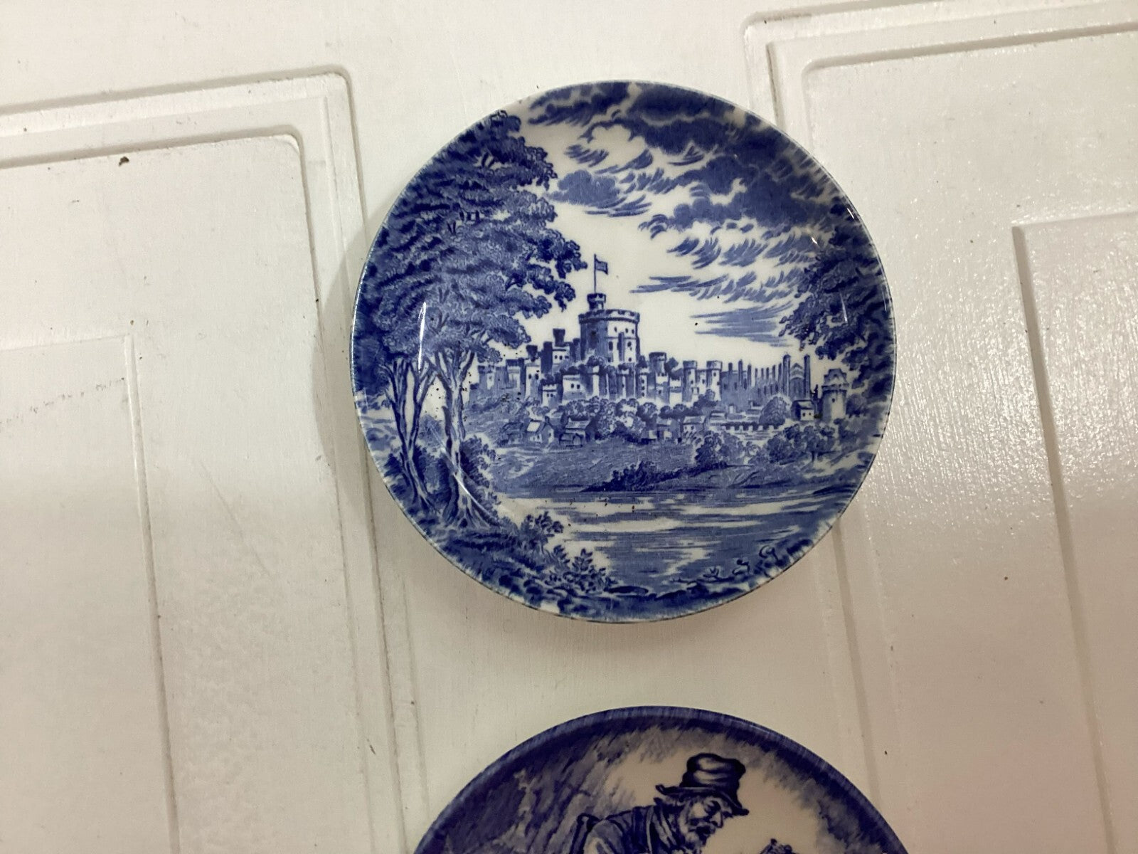Vintage Enock Wedgewood And Johnson Brothers Round Shaped Display Mini Plates
