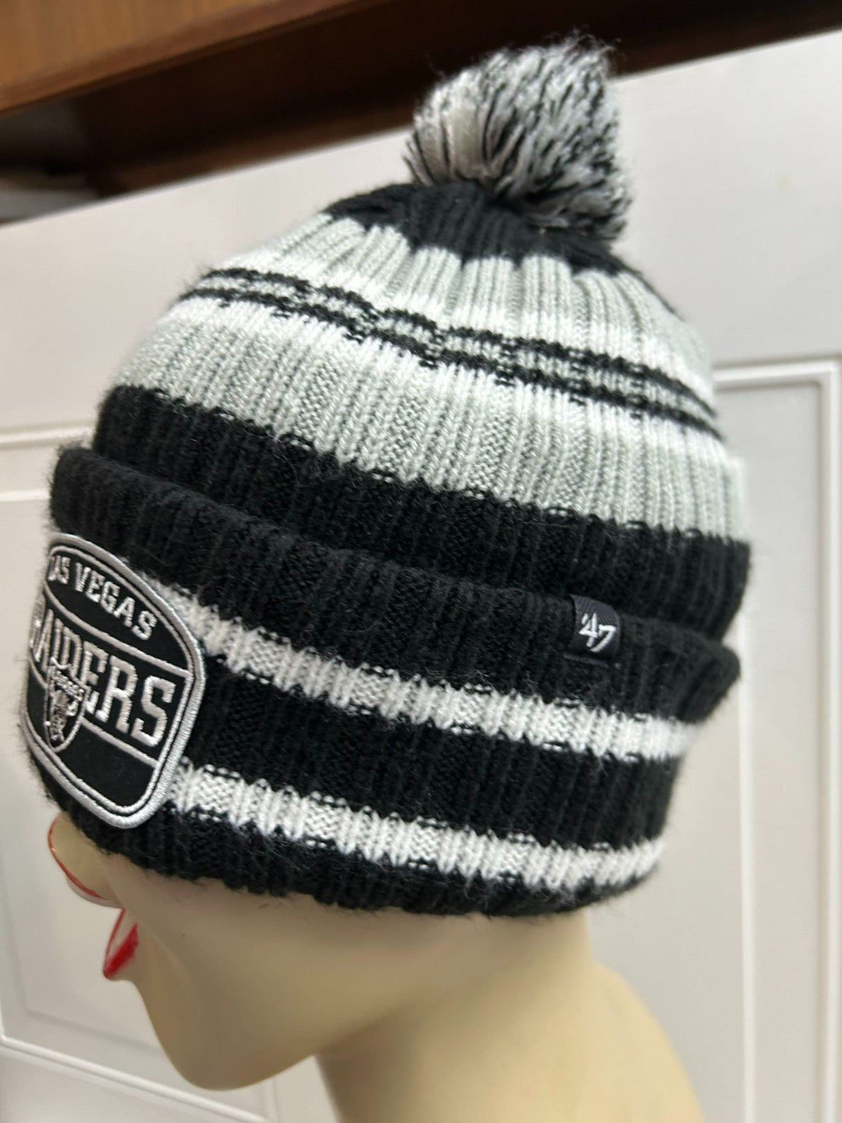47 Brand Las Vegas Raiders Football Team Unisex Black/White Beanie - One Size