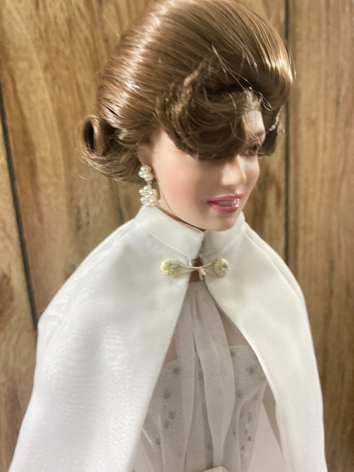 Franklin Heirloom Porcelain Doll Jacqueline Kennedy Inaugural Ball Portrait