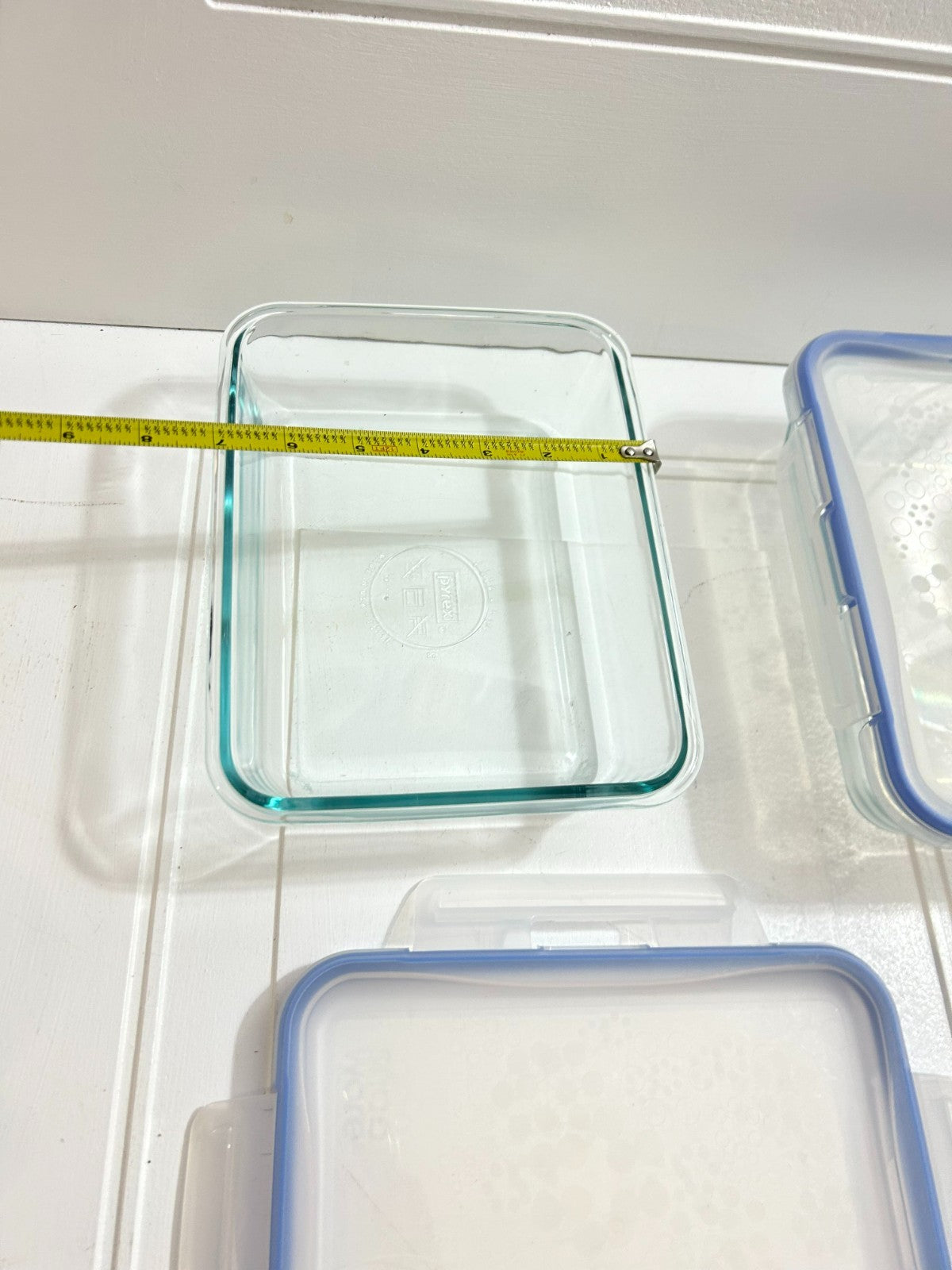 3 Pcs- 2 Pyrex Snapware Food Storage And 1 Pyrex Blue Glass Container