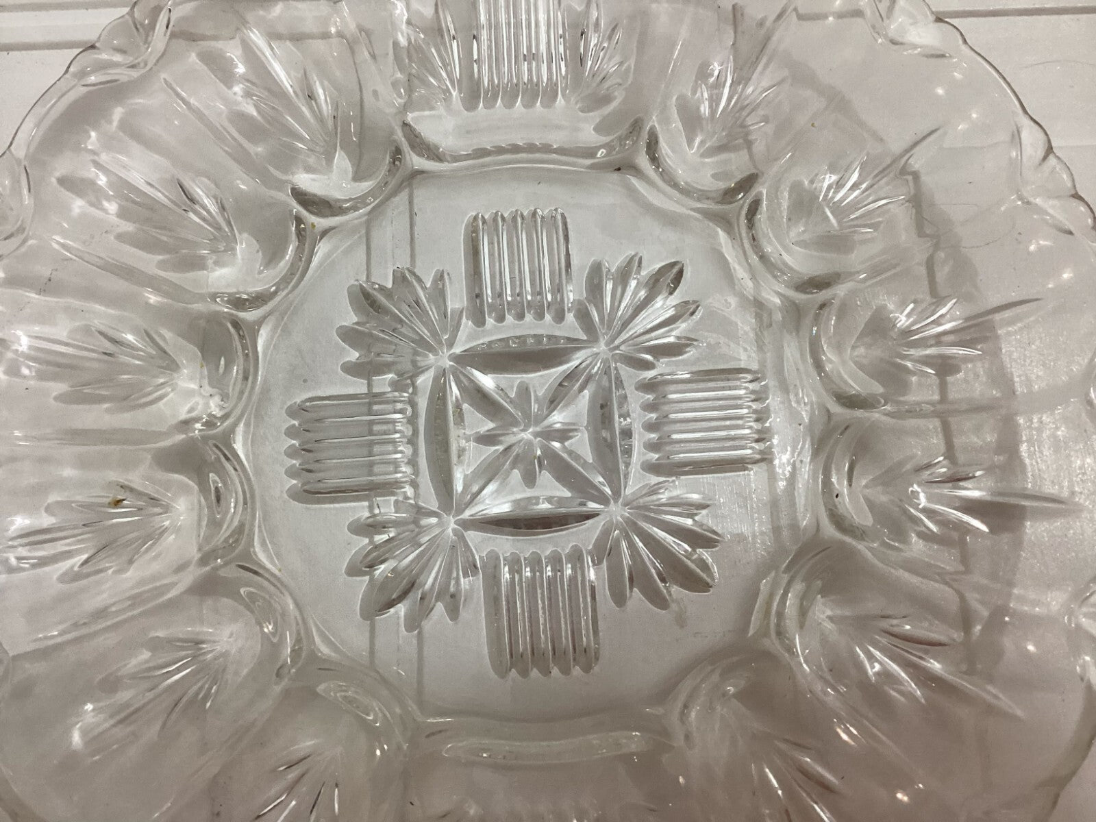 Federal Glass Georgetown Clear Cut Glass Round 15 Sections Deviled Egg plate