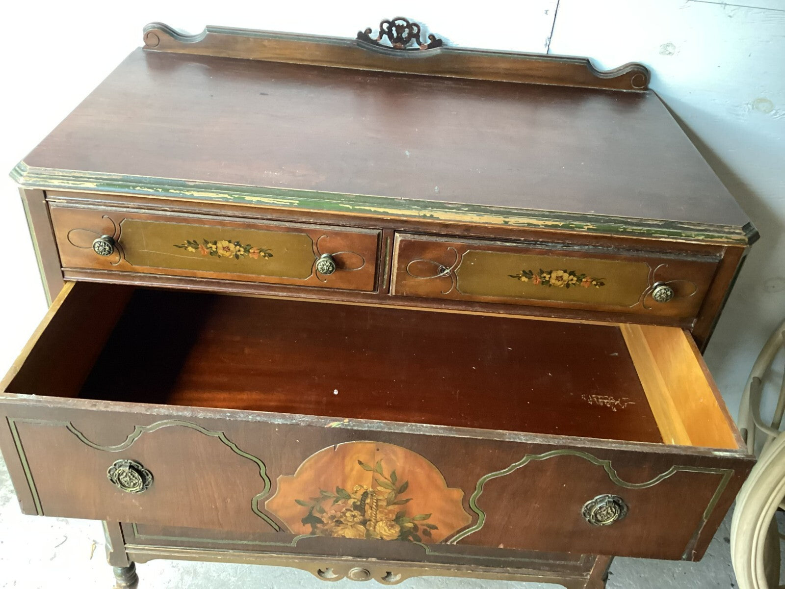 Vintage 5 Drawers Brown Wooden Wheeled Dresser/Chest With Floral Design