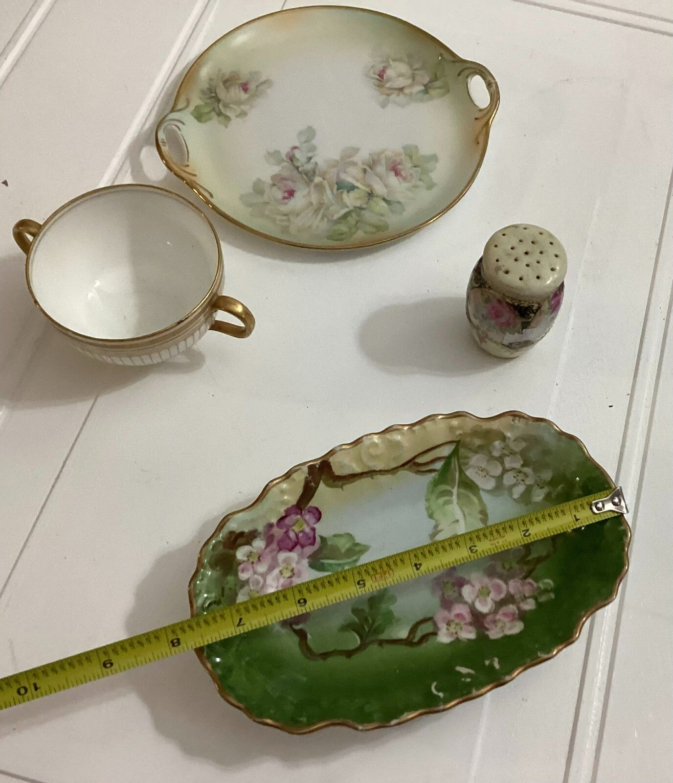 Assorted Antique 4 pcs kitchenware (Tray, Dish Plate, Soup Bowl, Pepper Shaker)