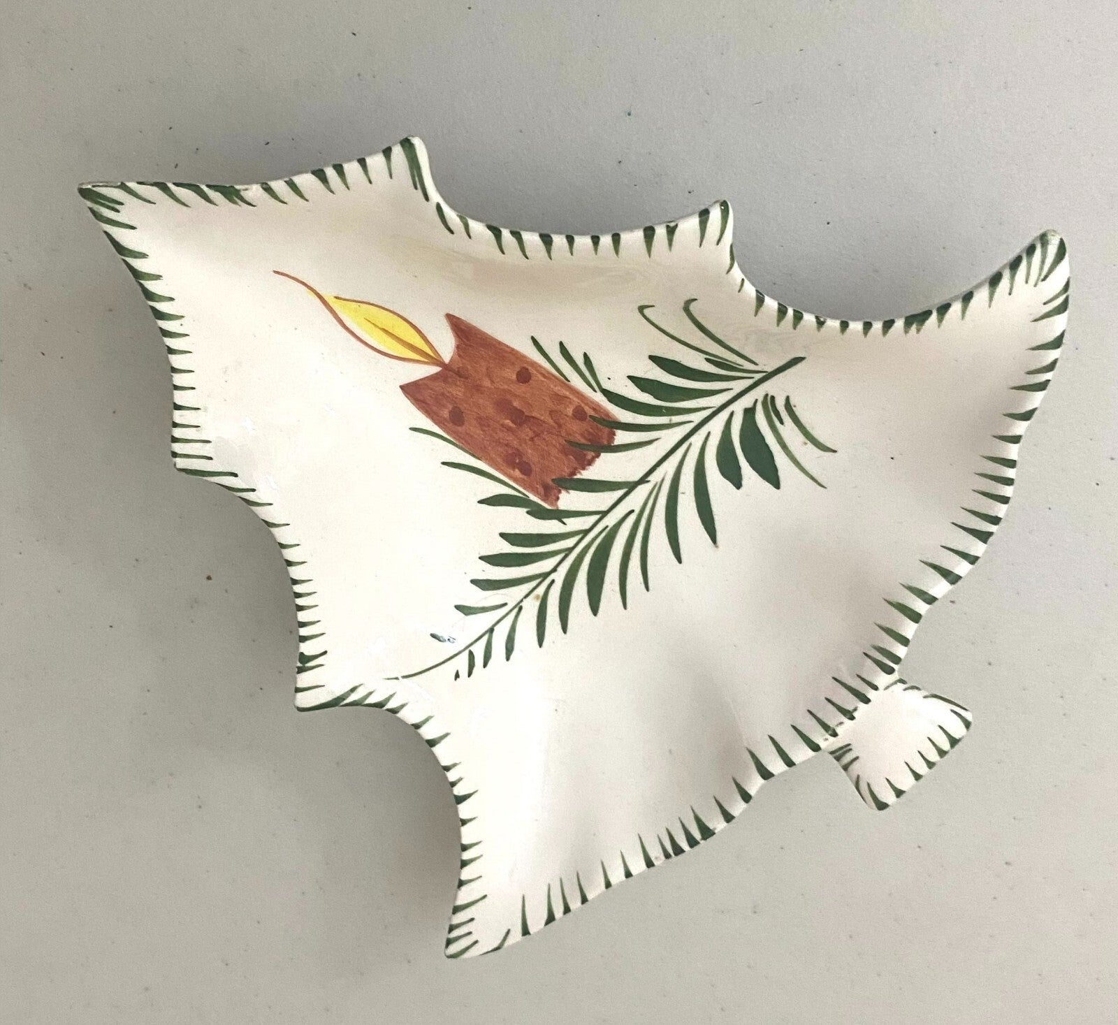 Vintage Italian Made Christmas Tree Shaped Holiday Serving Plate 8 X 1 Inches