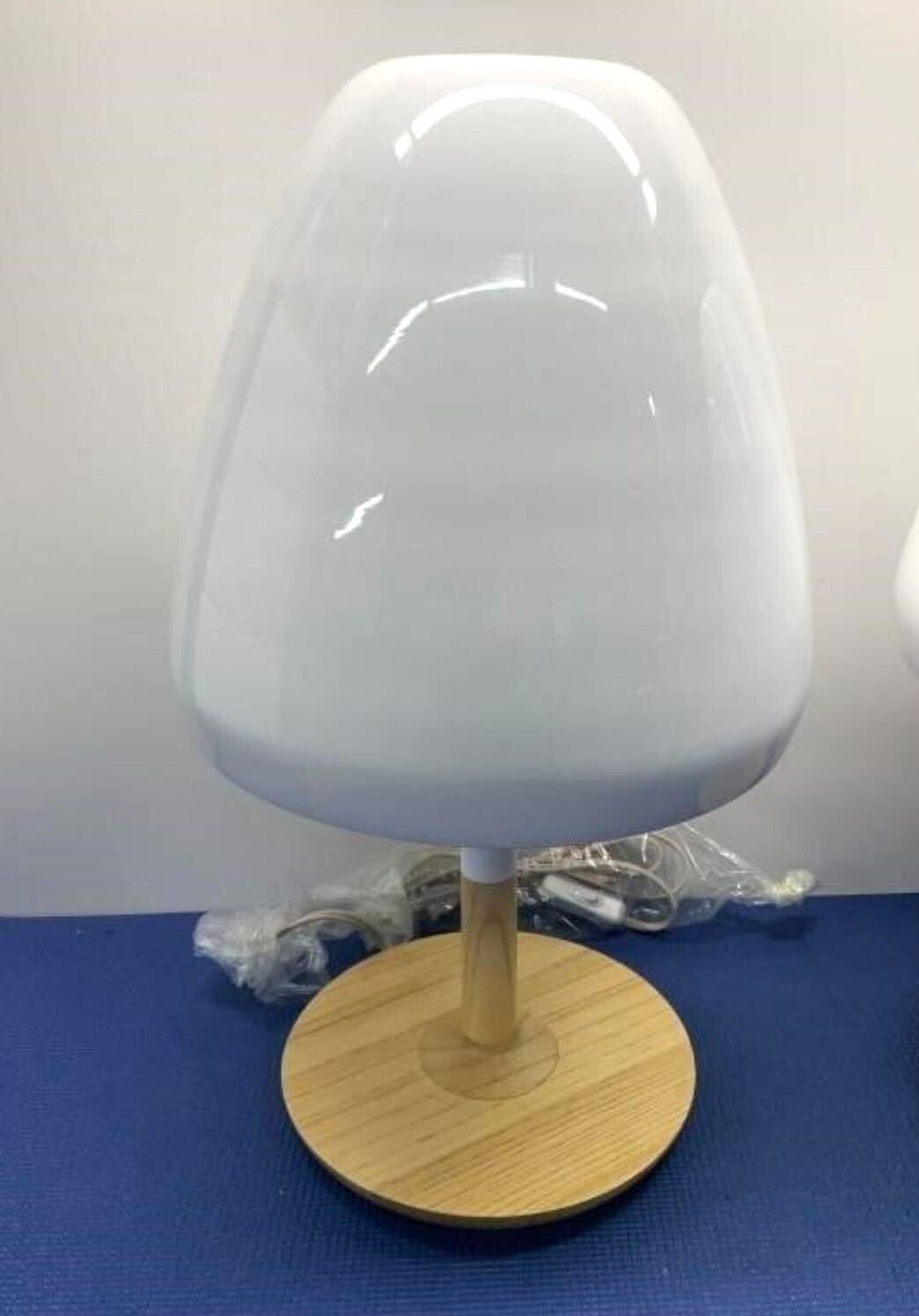 Lot Of 2 White Modern Alma Table Lamp The Aspen