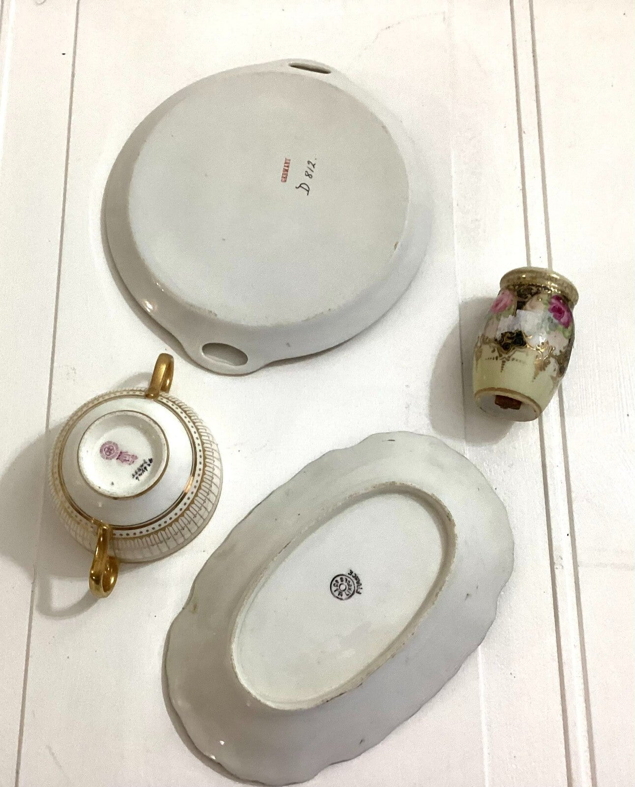 Assorted Antique 4 pcs kitchenware (Tray, Dish Plate, Soup Bowl, Pepper Shaker)