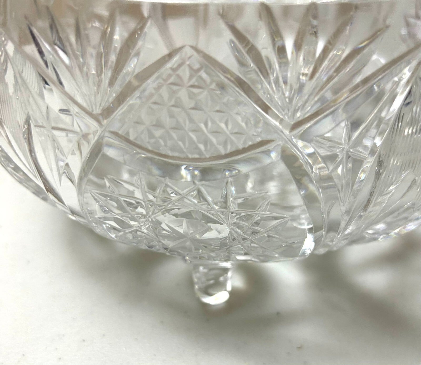 Vintage 3 Footed 8” Pinwheel Pattern Crystal Serving Bowl