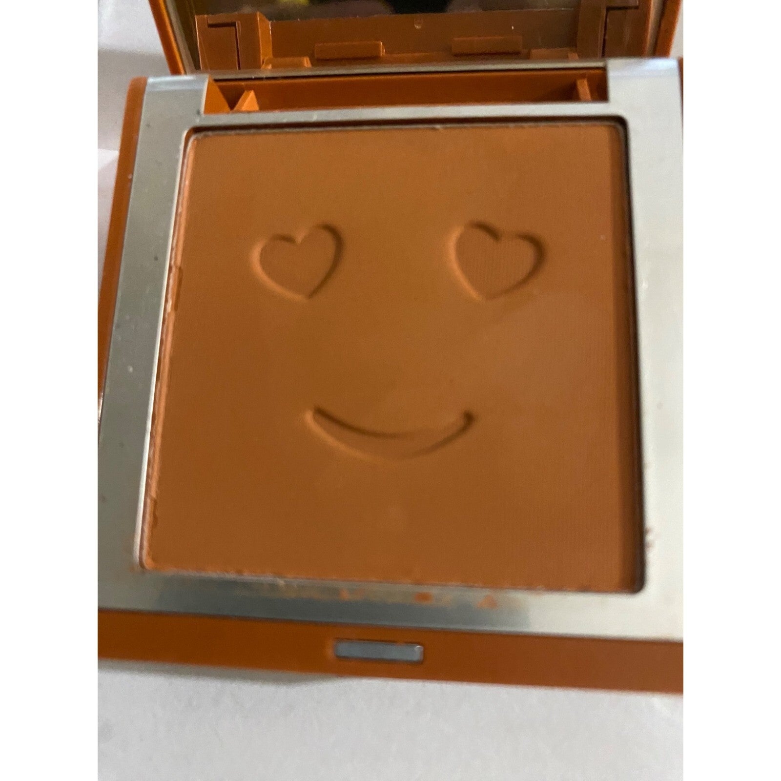 Benefit Hello Happy velvet powder foundation 10