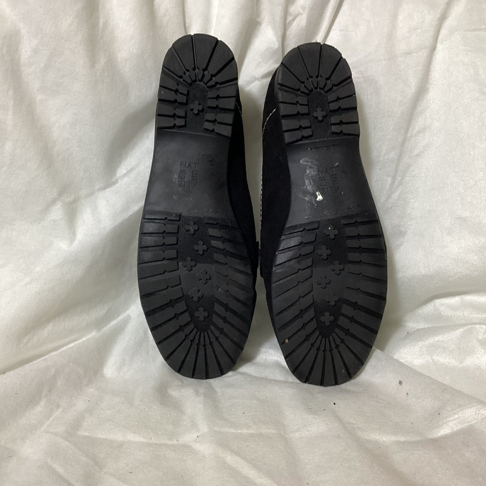 Naturalizer Dannah Women's Suede Upper Slip On Round Toe Flat Shoes Size 10M