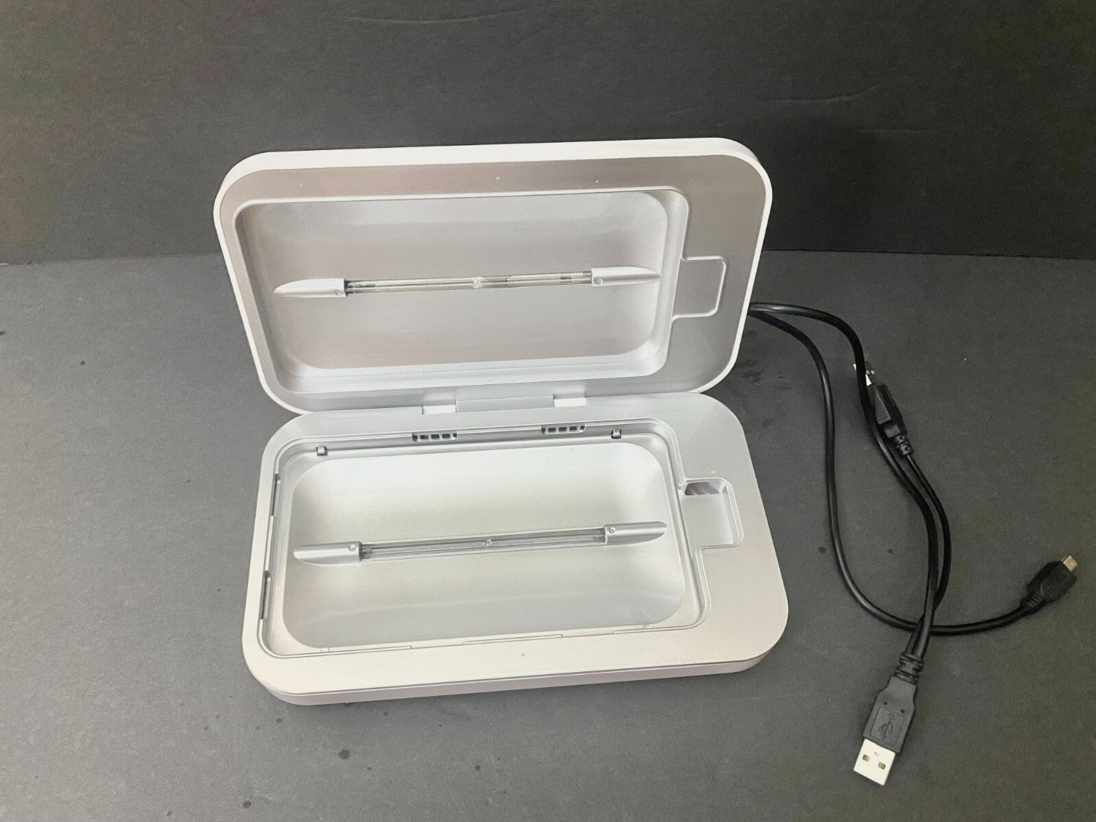 Phone Soap 3 White UV Smartphone Sanitizer And Universal Charger With Cable