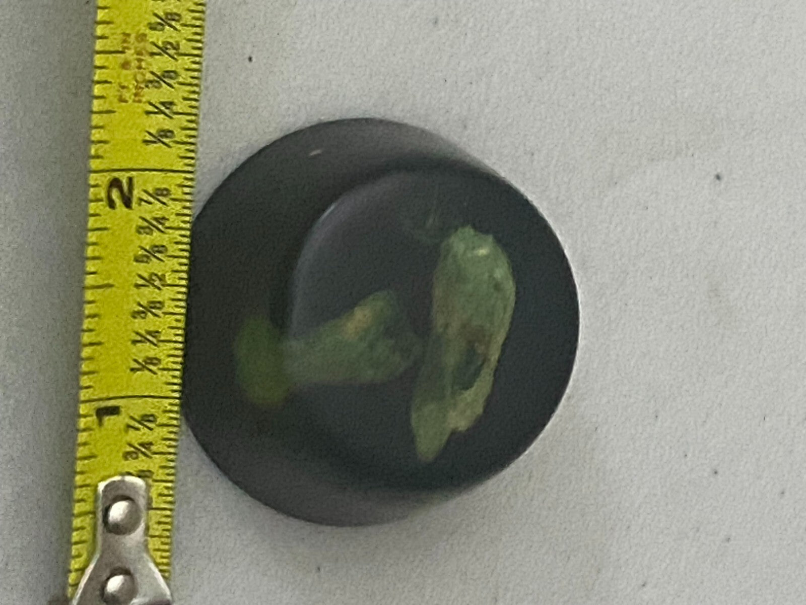 Vintage Joyeria Estrella Bogota Paperweight Green Round Shaped
