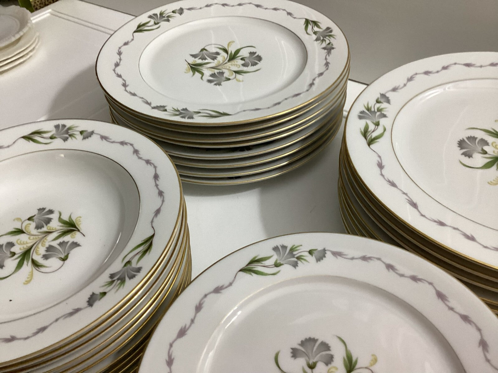 Vintage 93 Pcs Rosenthal Fantasia Fine China Dinner Set