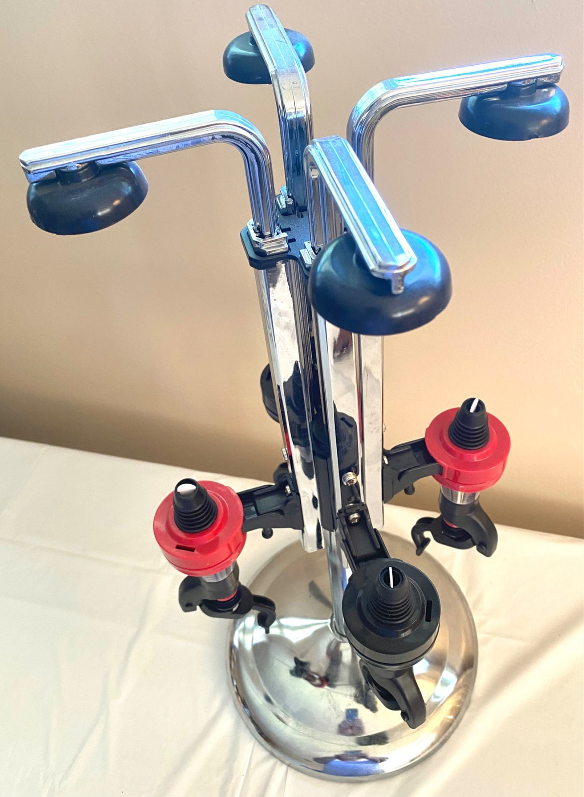 Oggi 4 bottles Shot Dispenser