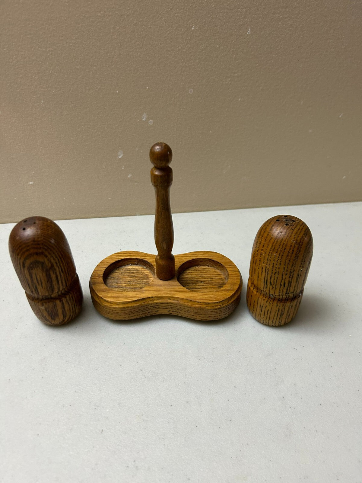 Vintage Brown Wooden Salt And Pepper Shaker With Condiment Tray/Holder Set