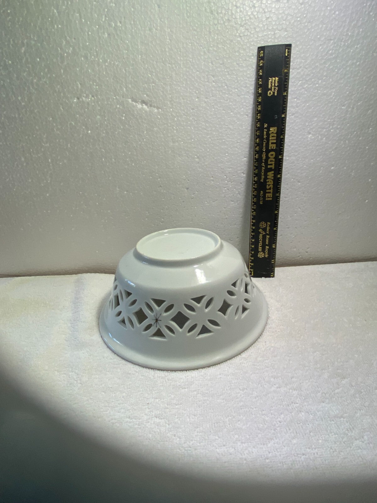 Vintage Rare Reticulated 1960 Imari Bowl